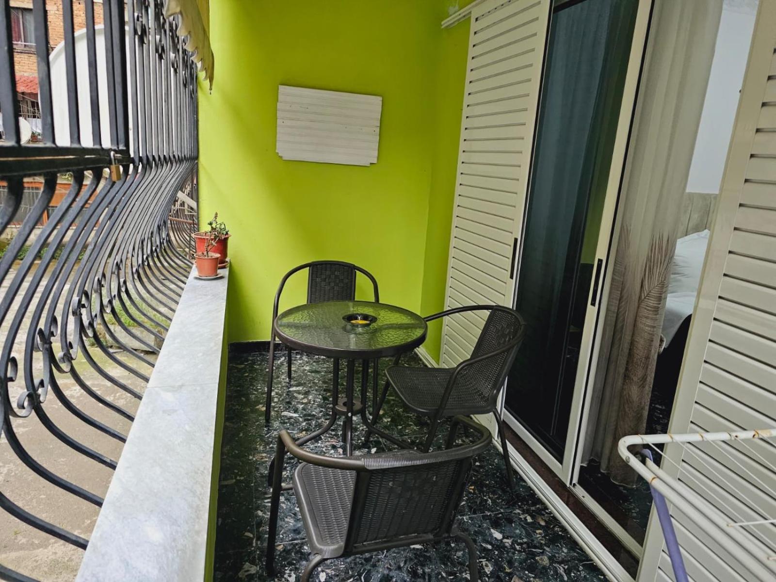 City Haven Center, Near Wilson Square Apartamento
