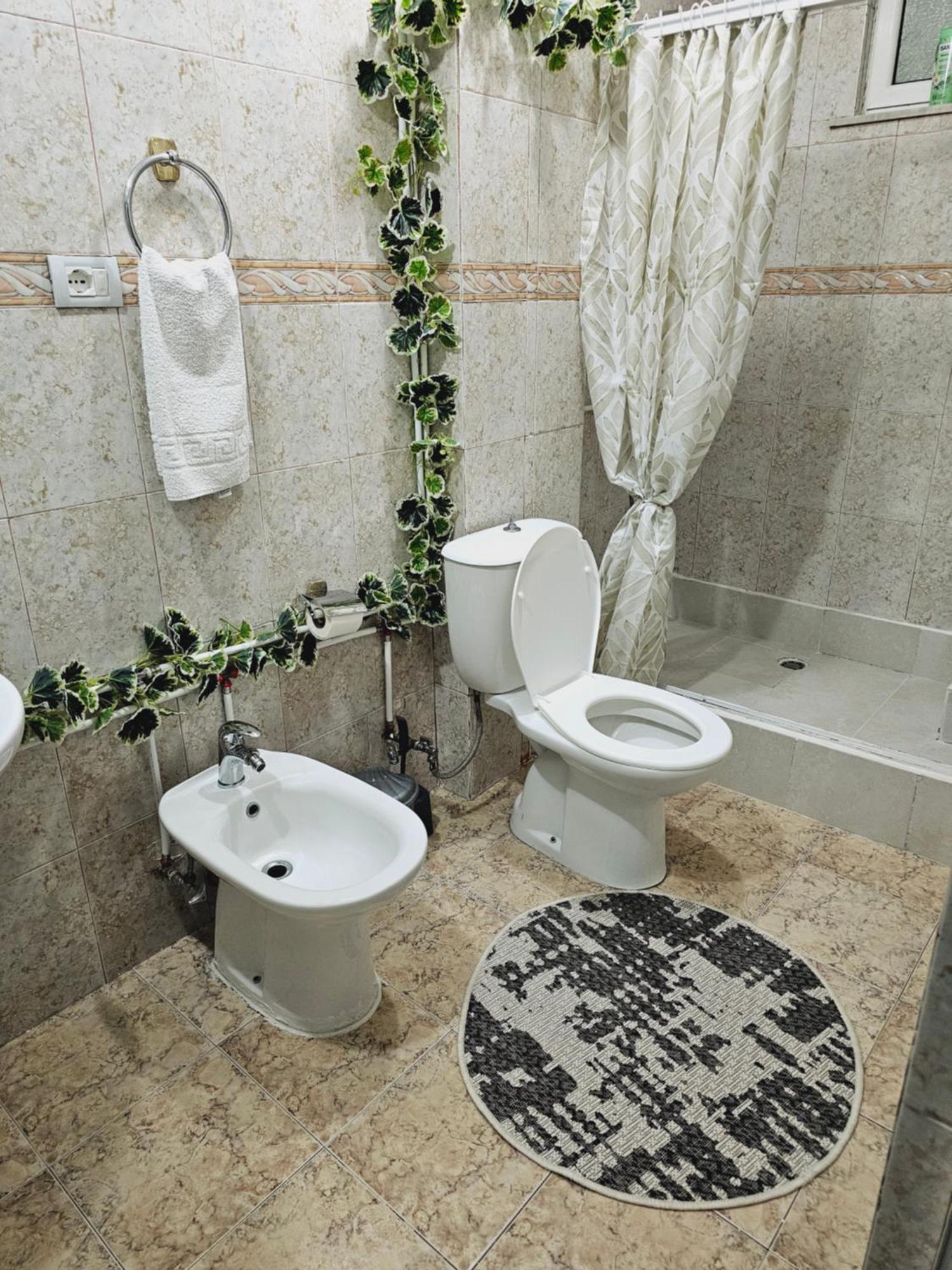 City Haven Center, Near Wilson Square Apartamento Tirana